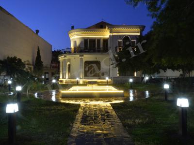 موزه نقاشی پشت شیشه